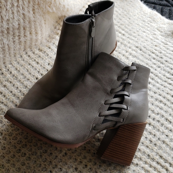 Forever 21 Shoes - Cute boots